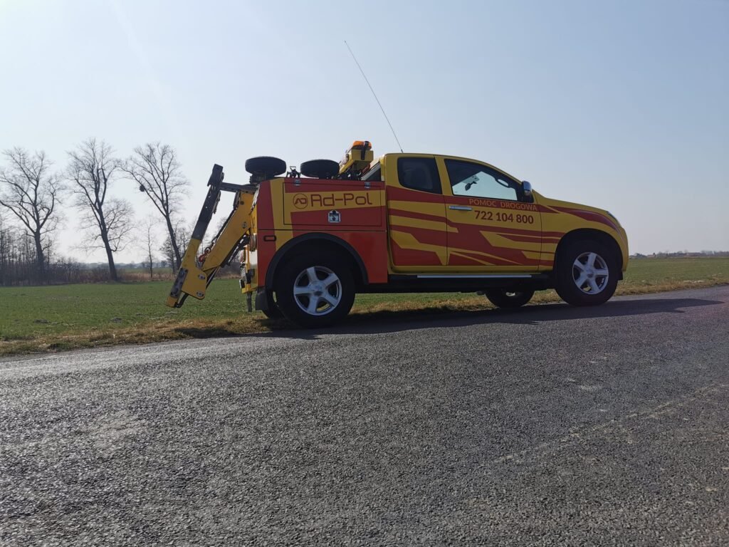 Profesjonalna pomoc drogowa Środa Śląska podczas holowania auta na terenie miasta i okolic.