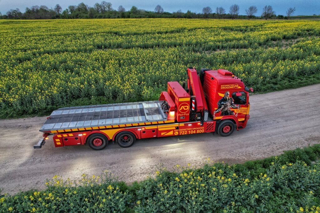 Pomoc drogowa Środa Śląska holuje uszkodzony samochód po nagłej awarii na drodze